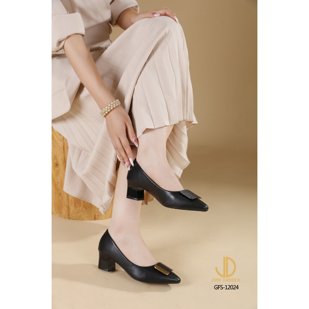 Vina Heels ( GFS-12024 )
